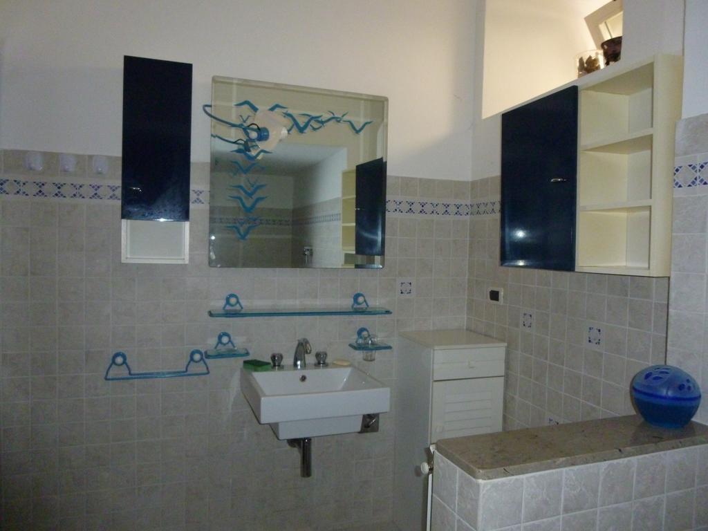 Nebojsega B&B Санта-Кросе-Маре Номер фото